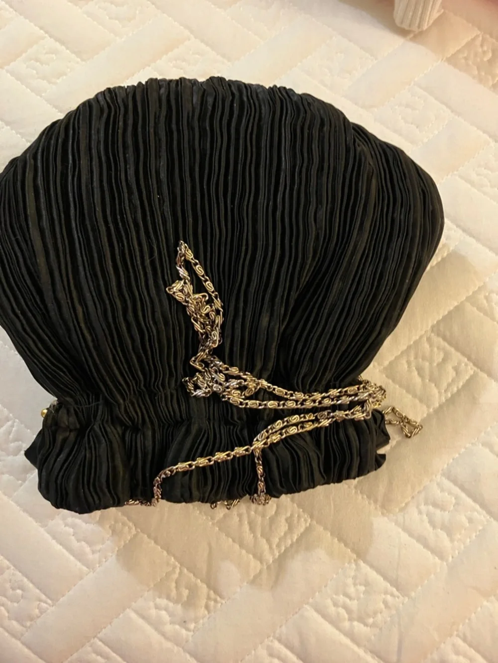 Elegant Black Pleated Evening Clutch with Gold Chain - Picture 3 of 8